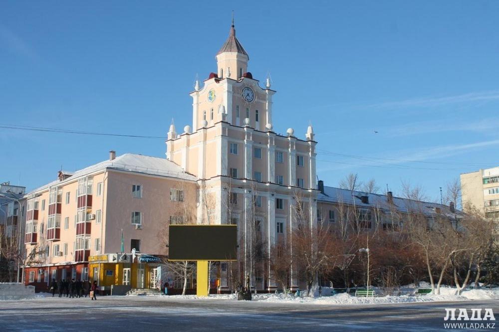 2 Комнатная Квартира Центр Города Костанай Екстериор снимка